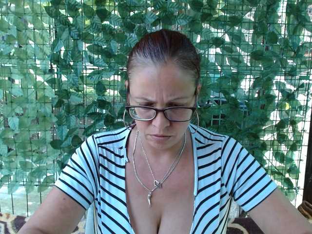 LadyHellene live cam on BongaCams