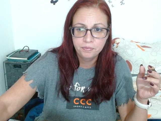 LadyHellene live cam on BongaCams