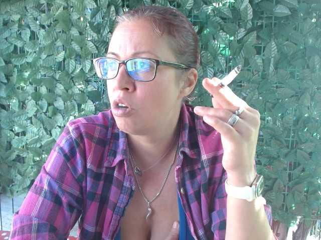 LadyHellene live cam on BongaCams