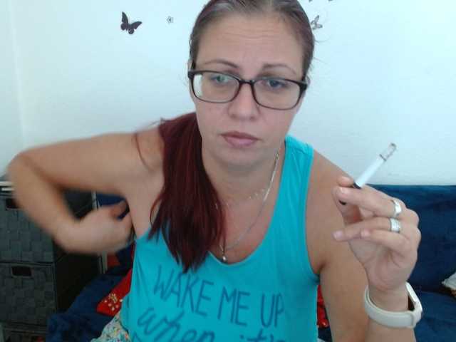 LadyHellene live cam