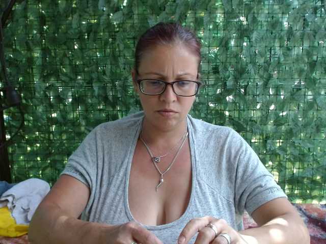 LadyHellene live cam on BongaCams