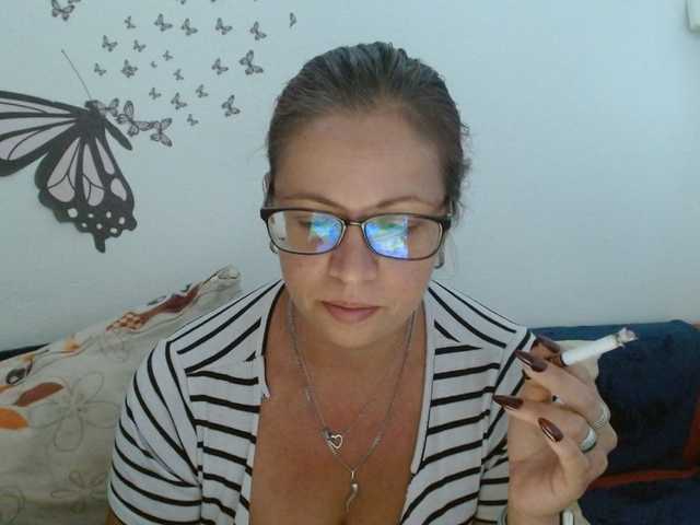 LadyHellene live cam on BongaCams