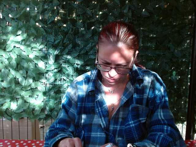 LadyHellene live cam on BongaCams