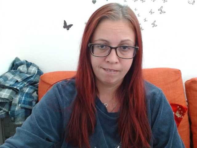 LadyHellene live cam on BongaCams