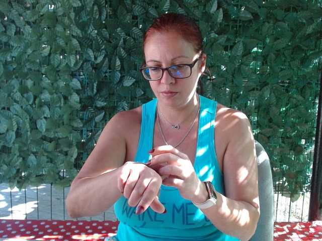LadyHellene live cam on BongaCams