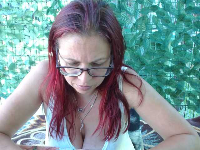 LadyHellene live cam on BongaCams