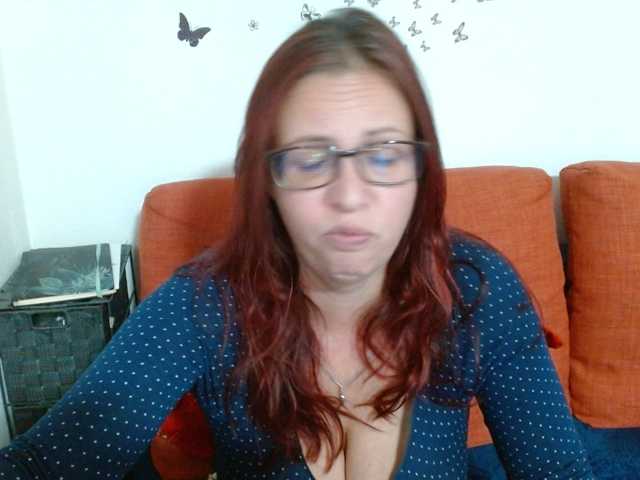 LadyHellene live cam on BongaCams