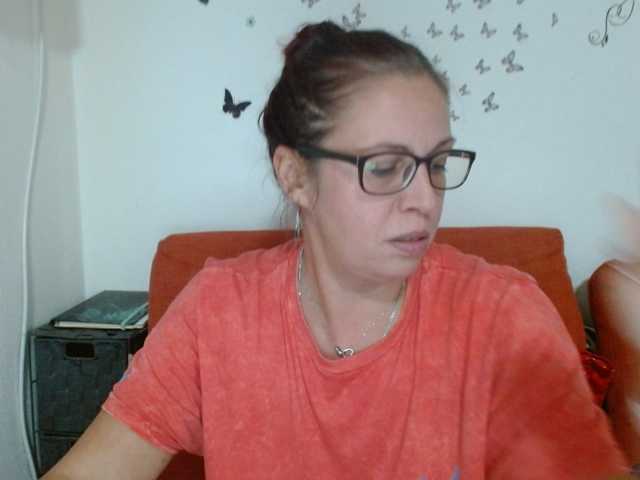 LadyHellene, live now on BongaCams