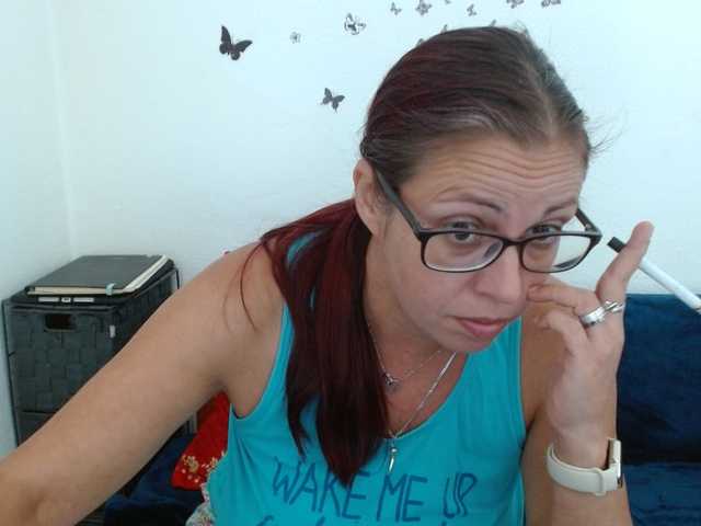 LadyHellene live cam on BongaCams