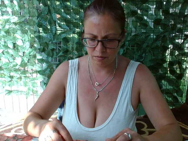 LadyHellene live cam on BongaCams