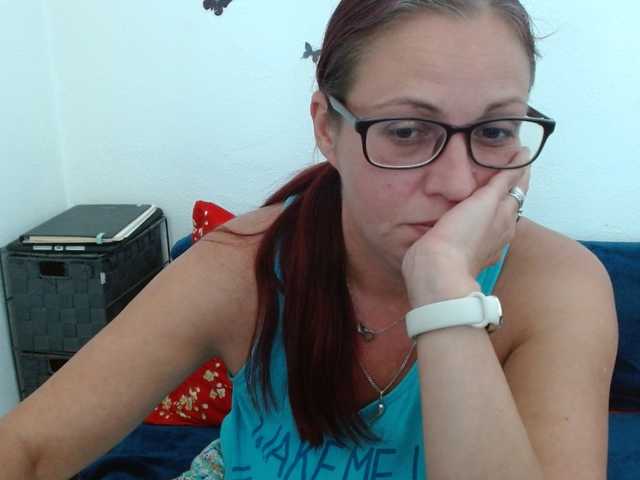 LadyHellene live cam on BongaCams