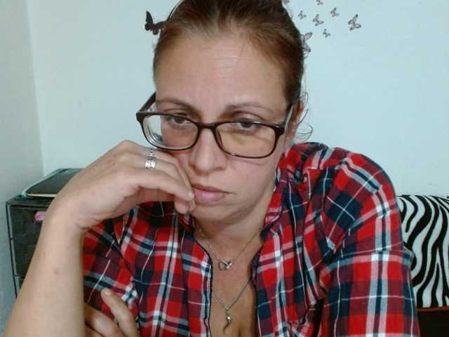 LadyHellene live cam on BongaCams