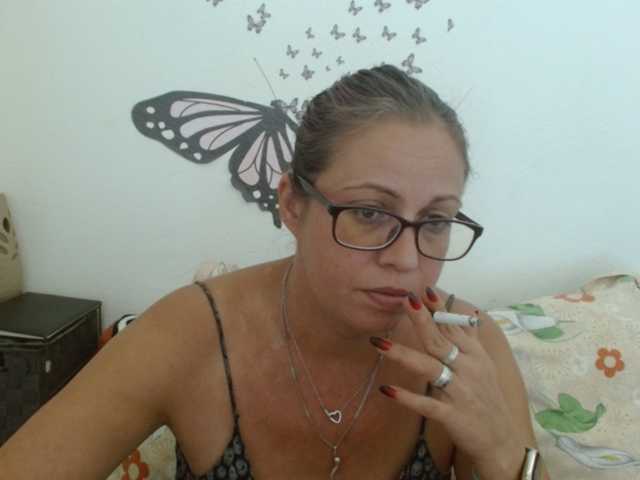 LadyHellene live cam on BongaCams