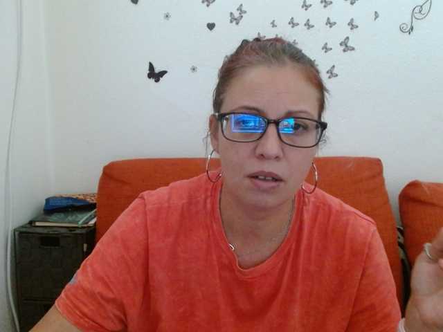 LadyHellene live cam on BongaCams
