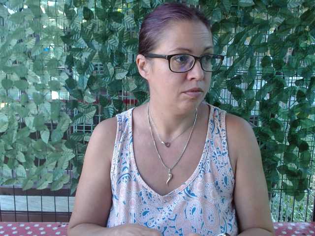 LadyHellene live cam on BongaCams