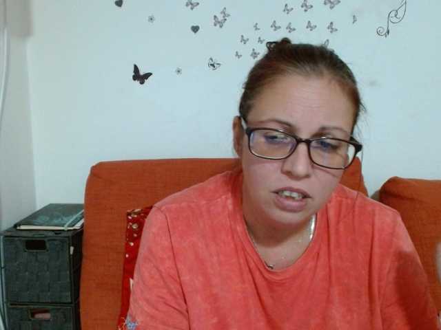 LadyHellene, live now on BongaCams