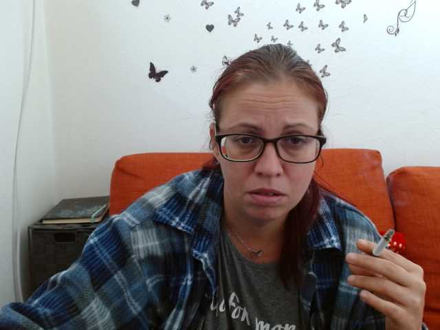 LadyHellene live cam on BongaCams