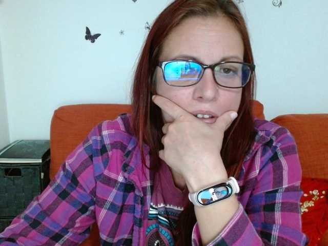 LadyHellene live cam on BongaCams