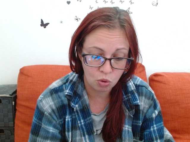 LadyHellene live cam on BongaCams