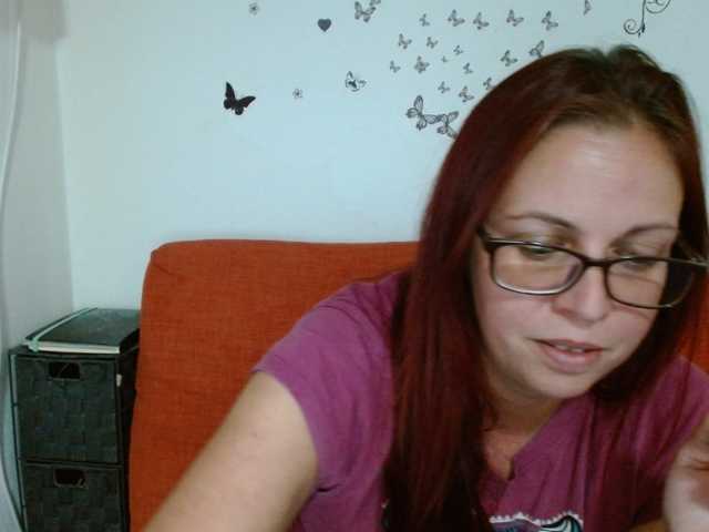 LadyHellene live cam on BongaCams