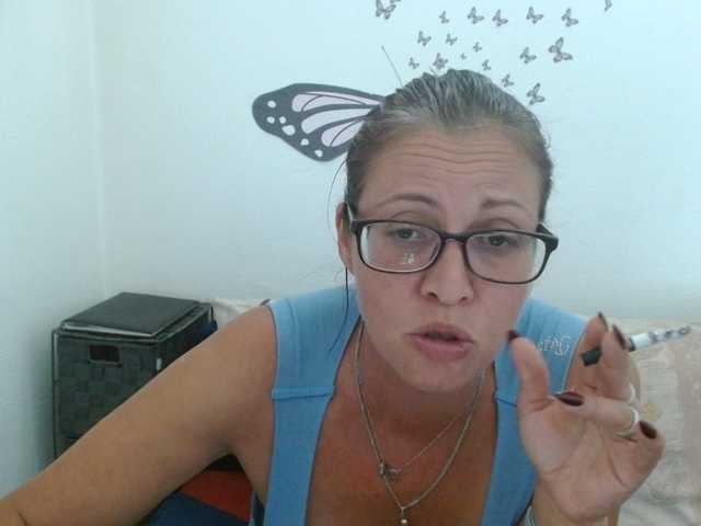 LadyHellene live cam on BongaCams