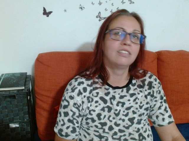 LadyHellene live cam on BongaCams