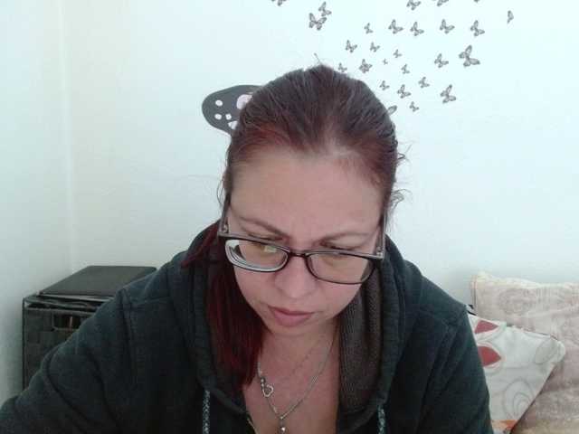 LadyHellene's BongaCams show and profile