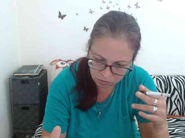 LadyHellene webcam