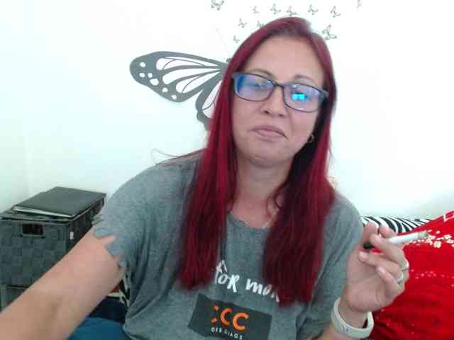 LadyHellene webcam