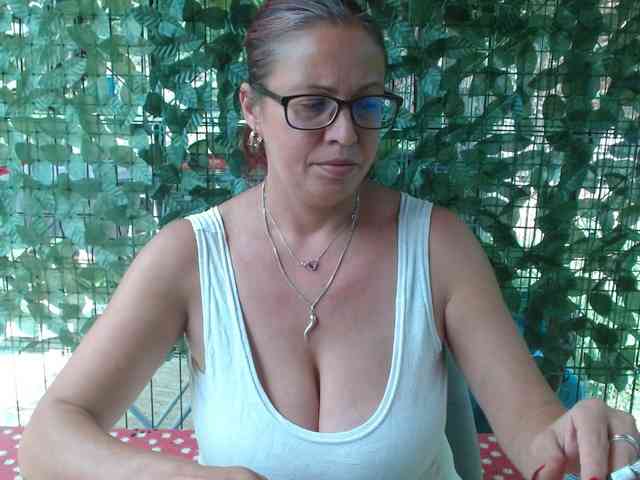 LadyHellene LadyHellene