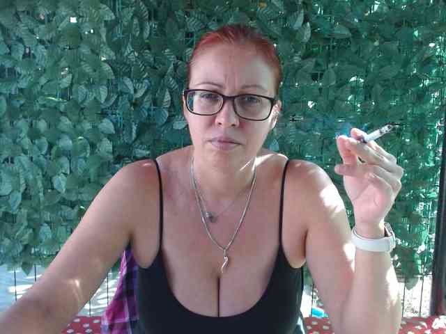 LadyHellene webcam