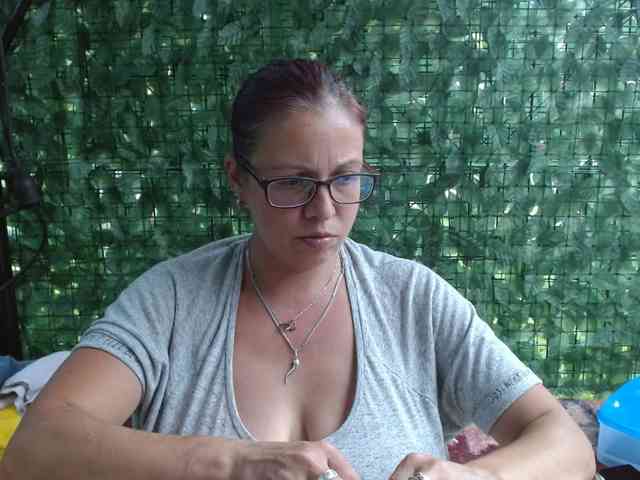 LadyHellene webcam