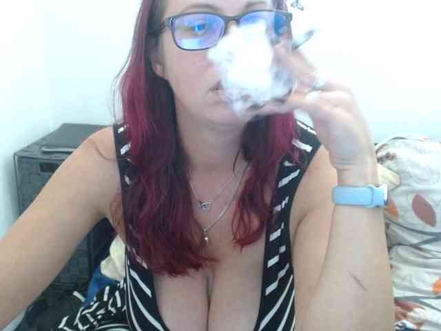 LadyHellene webcam