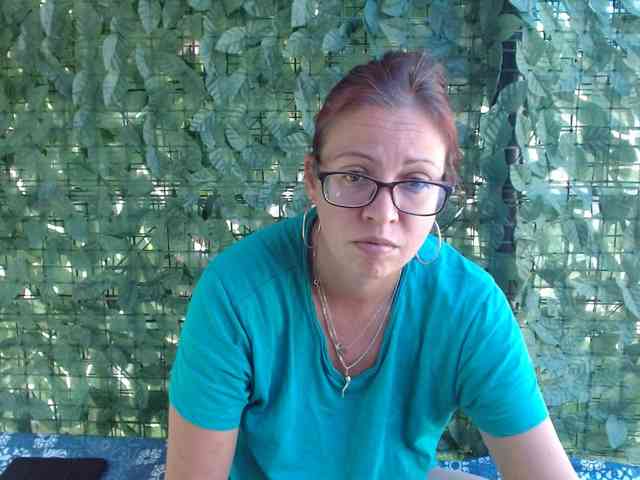 LadyHellene webcam