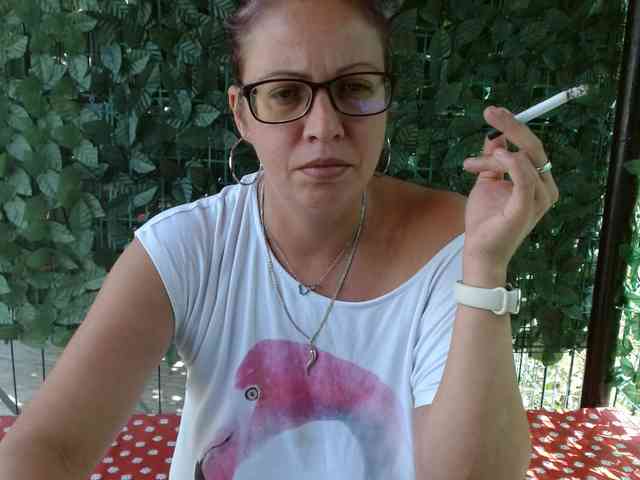 LadyHellene webcam
