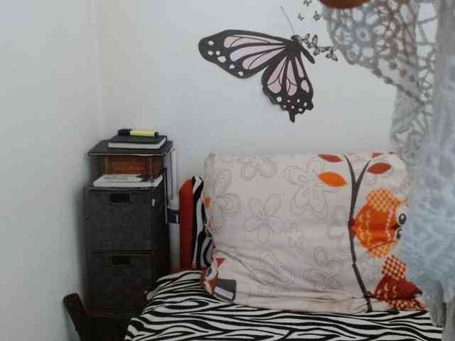 LadyHellene webcam