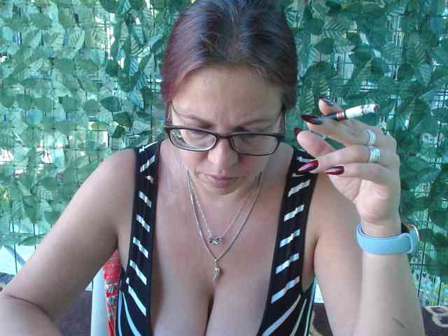 LadyHellene webcam