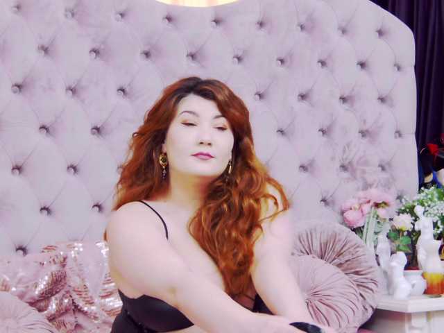 PenelopeLynnx's BongaCams show and profile