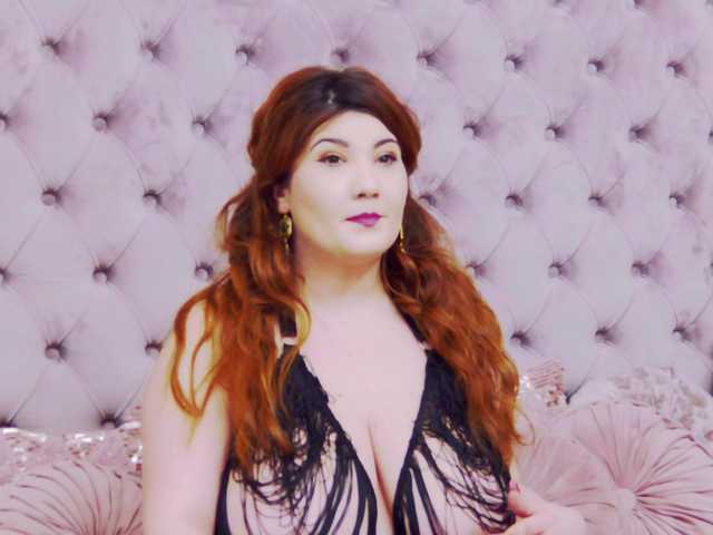 PenelopeLynnx's BongaCams show and profile