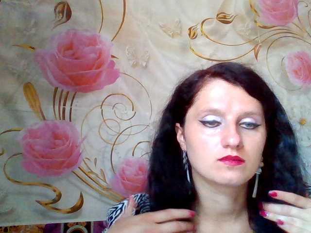 ArchiGirl live webcam show