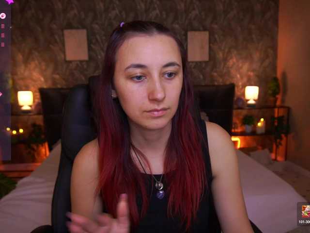 RoxyRayy live cam on BongaCams