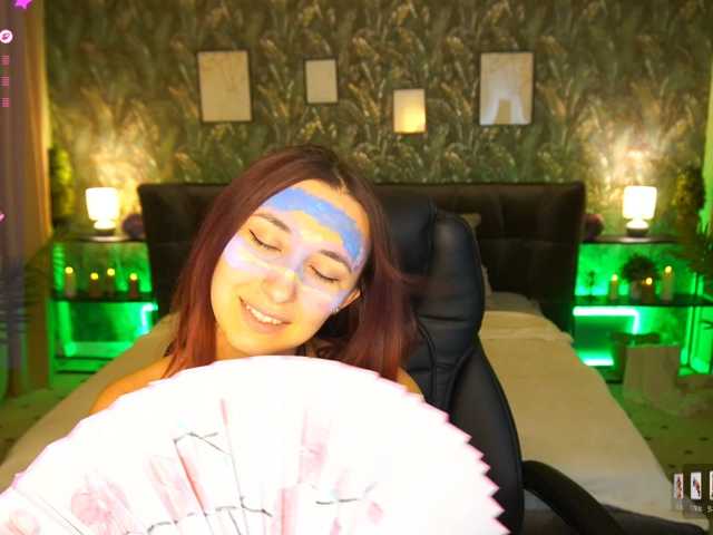 RoxyRayy