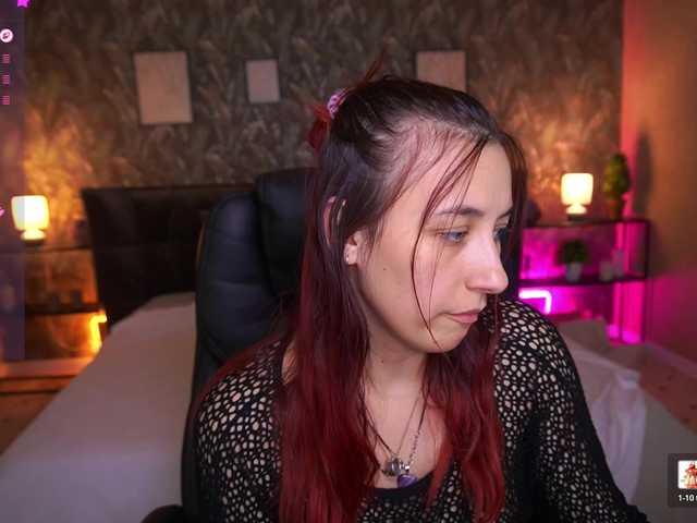 RoxyRayy live cam on BongaCams