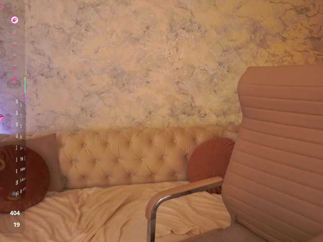 RoxyRayy live cam on BongaCams