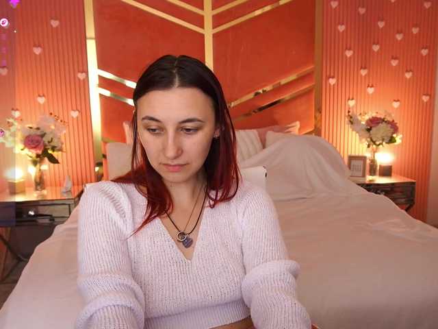 RoxyRayy live cam on BongaCams