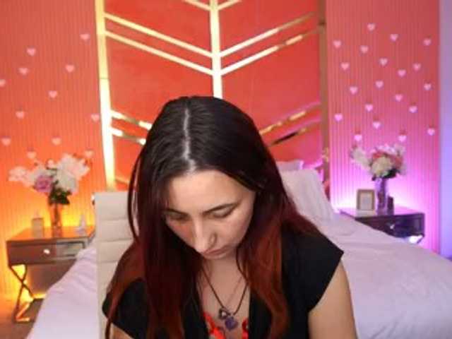 RoxyRayy live cam on BongaCams
