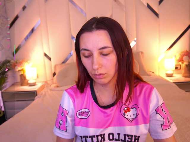 RoxyRayy live cam on BongaCams