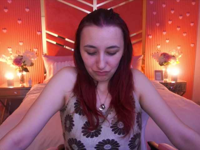 RoxyRayy live cam on BongaCams