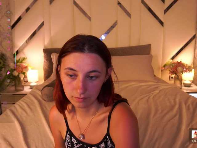 RoxyRayy live cam on BongaCams