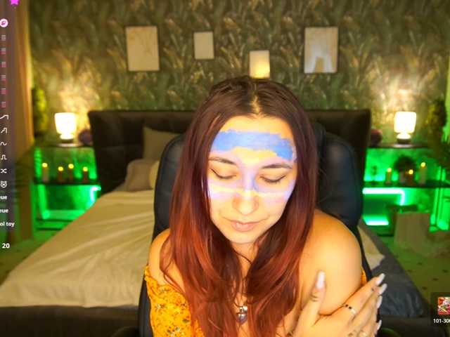 RoxyRayy live cam on BongaCams